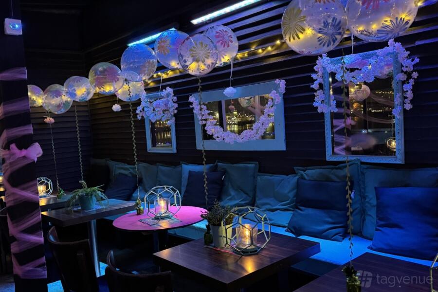 Viewing Deck at Lo Lounge in Cardiff