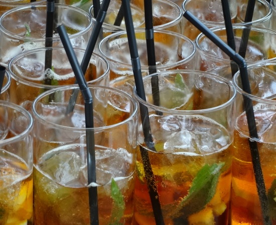 Drinks for a garden party, images of Pimms, what drinks for a garden party, popular ideas for a garden party, 
